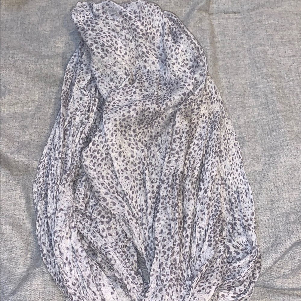 Aerie cheetah print  infinity scarf